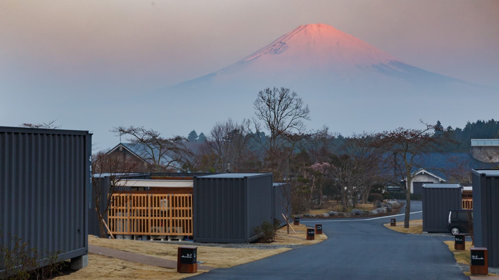GLAMPING 藤乃煌 富士御殿場
