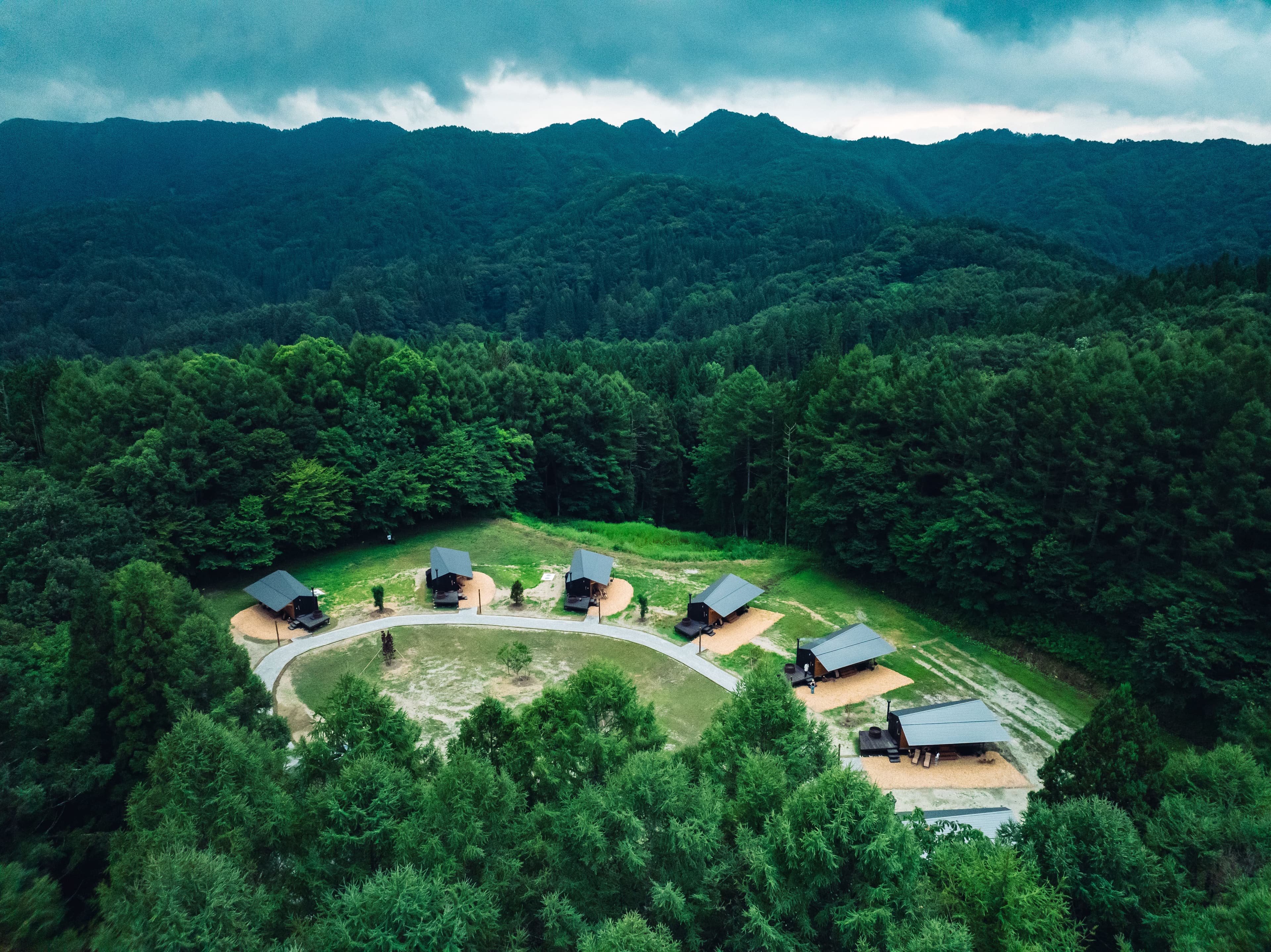 Earthboat Hakuba